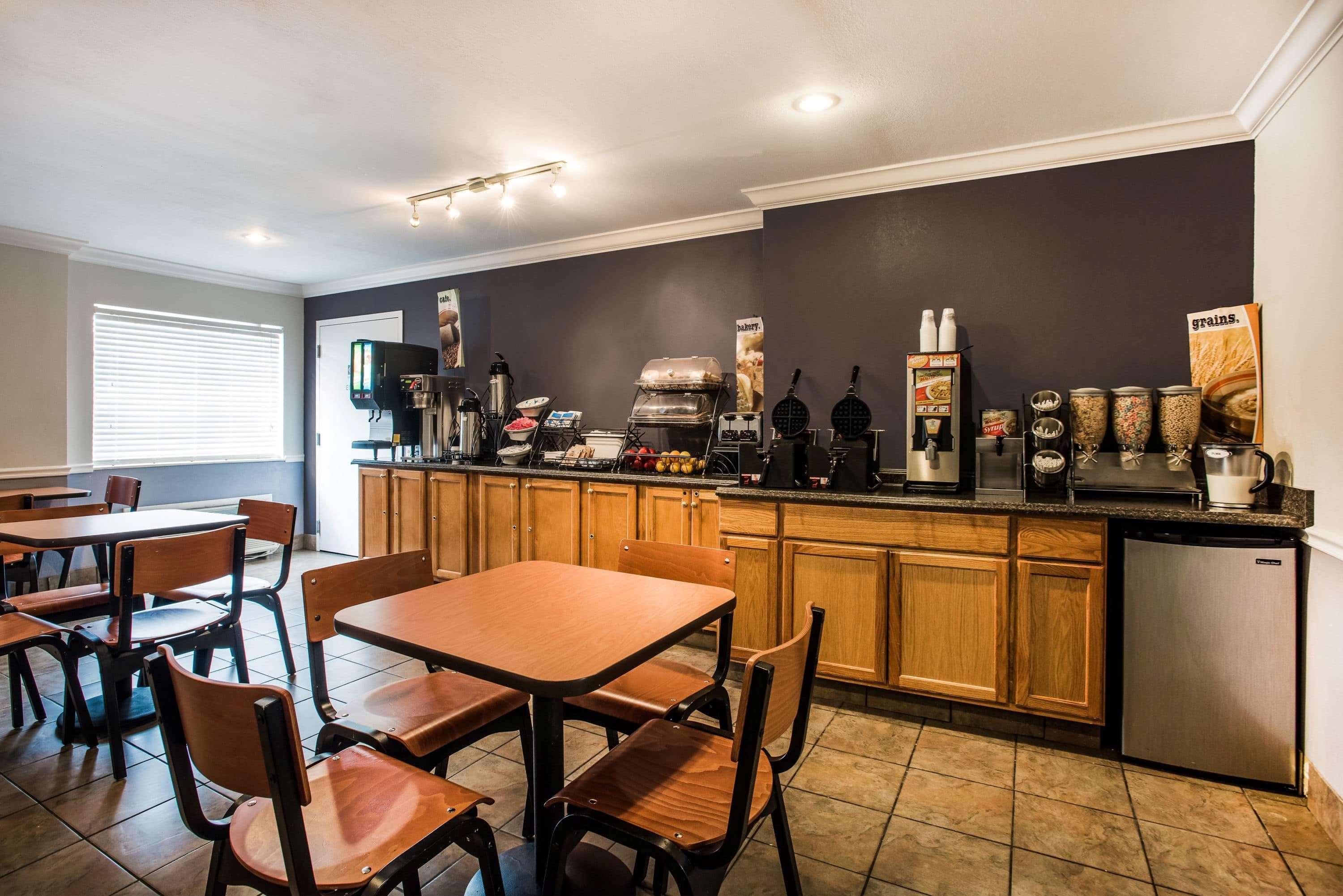 Microtel & By Wyndham Chattanooga/near Hamilton P Chattanooga