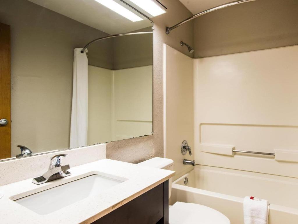 Microtel & By Wyndham Chattanooga/near Hamilton P Hotel 2*