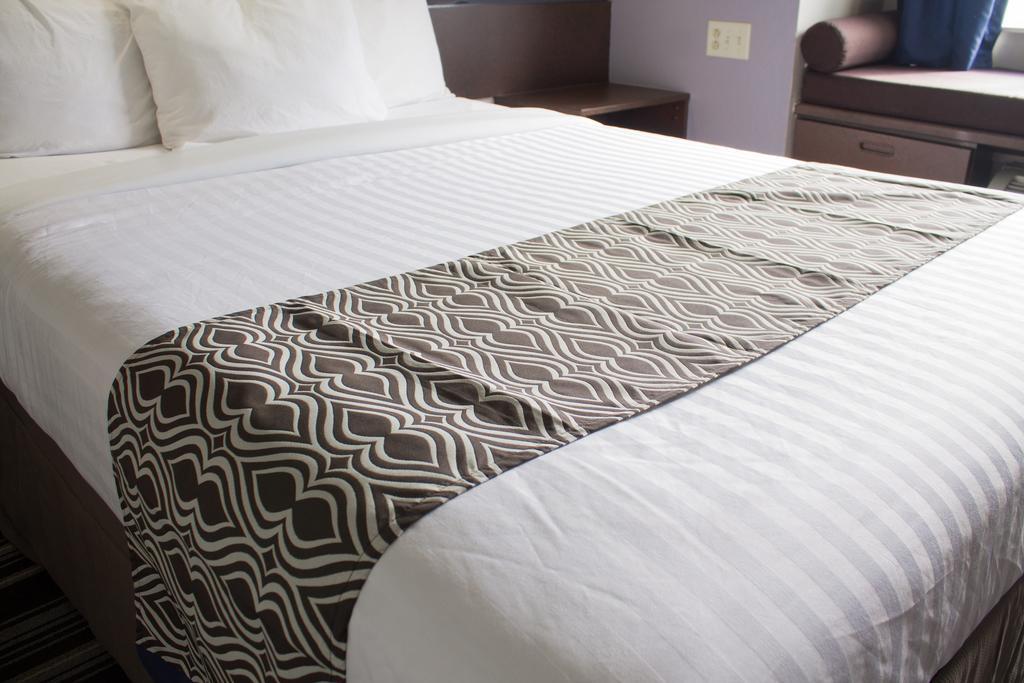 Microtel & By Wyndham Chattanooga/near Hamilton P
